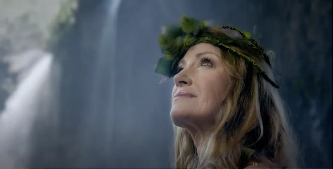 Featuring Jane Seymour, this new Public Service Announcement for our joint campaign, #EndPandemics, reminds us to take care of her, and she will take care of us. Produced by Asiaworks and Freeland. Directed by Vittorio Badini Confaloneria.​For more information: http://www.earth-team.org​&nbsp;